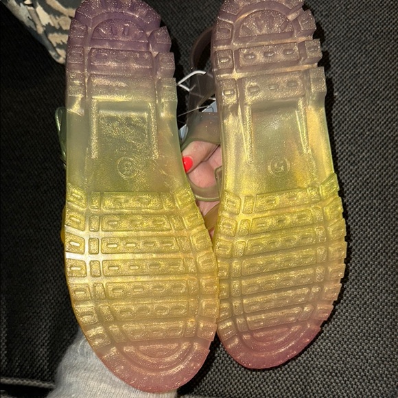 Colorful Jelly Sandals - Picture 2 of 6